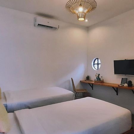 Betah Homestay Banyuwangi Banyuwangi  Exterior photo